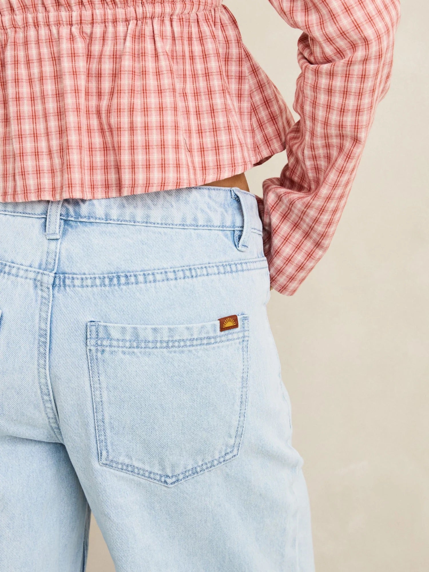 Womens Essential Jean - Light Blue