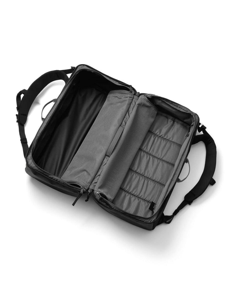 Roamer Pro Split Duffel Bag 50L - Black Out