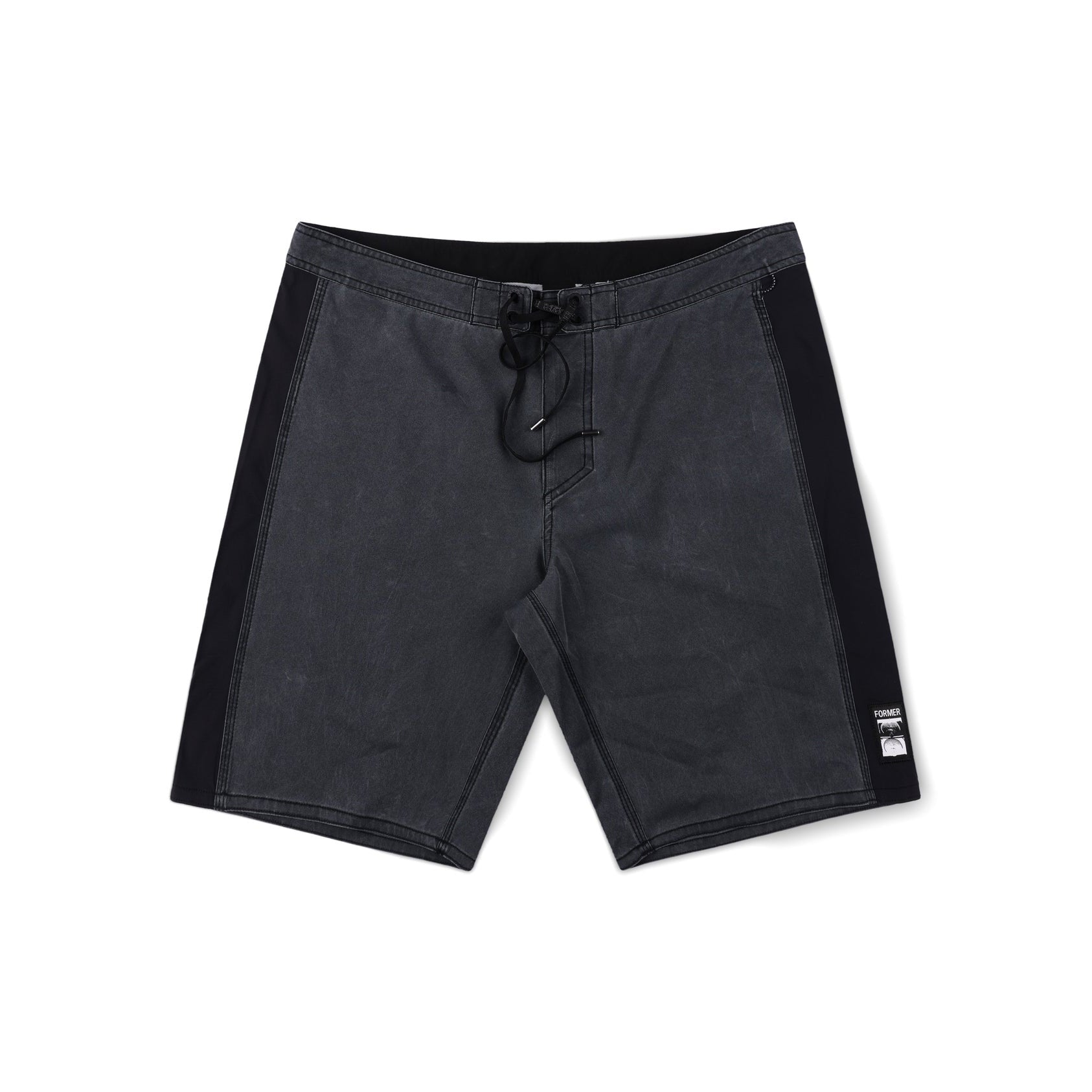 Team 19" Trunk - Black