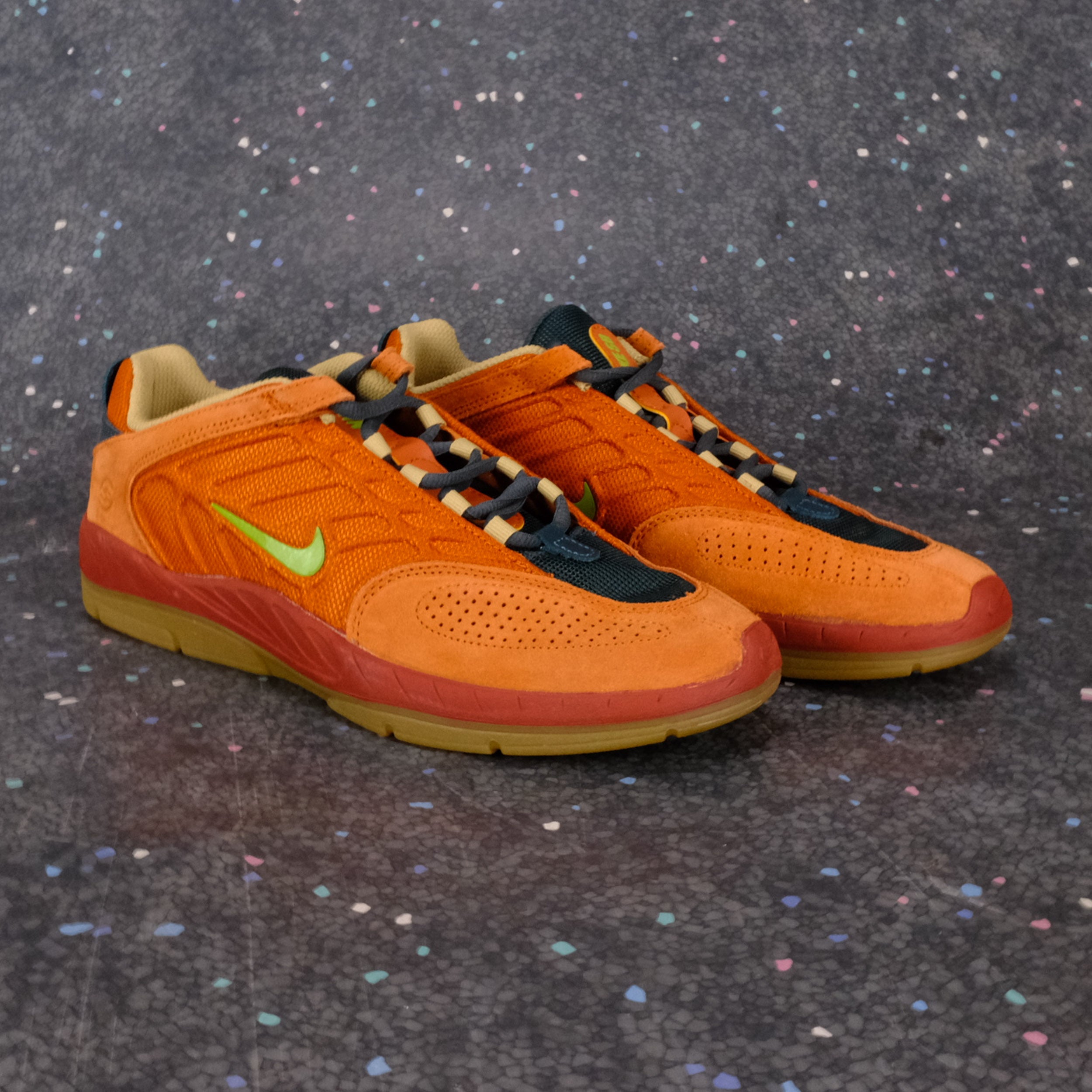 Nike SB Vertebrae - Dark Russet/Pear-Desert Orange