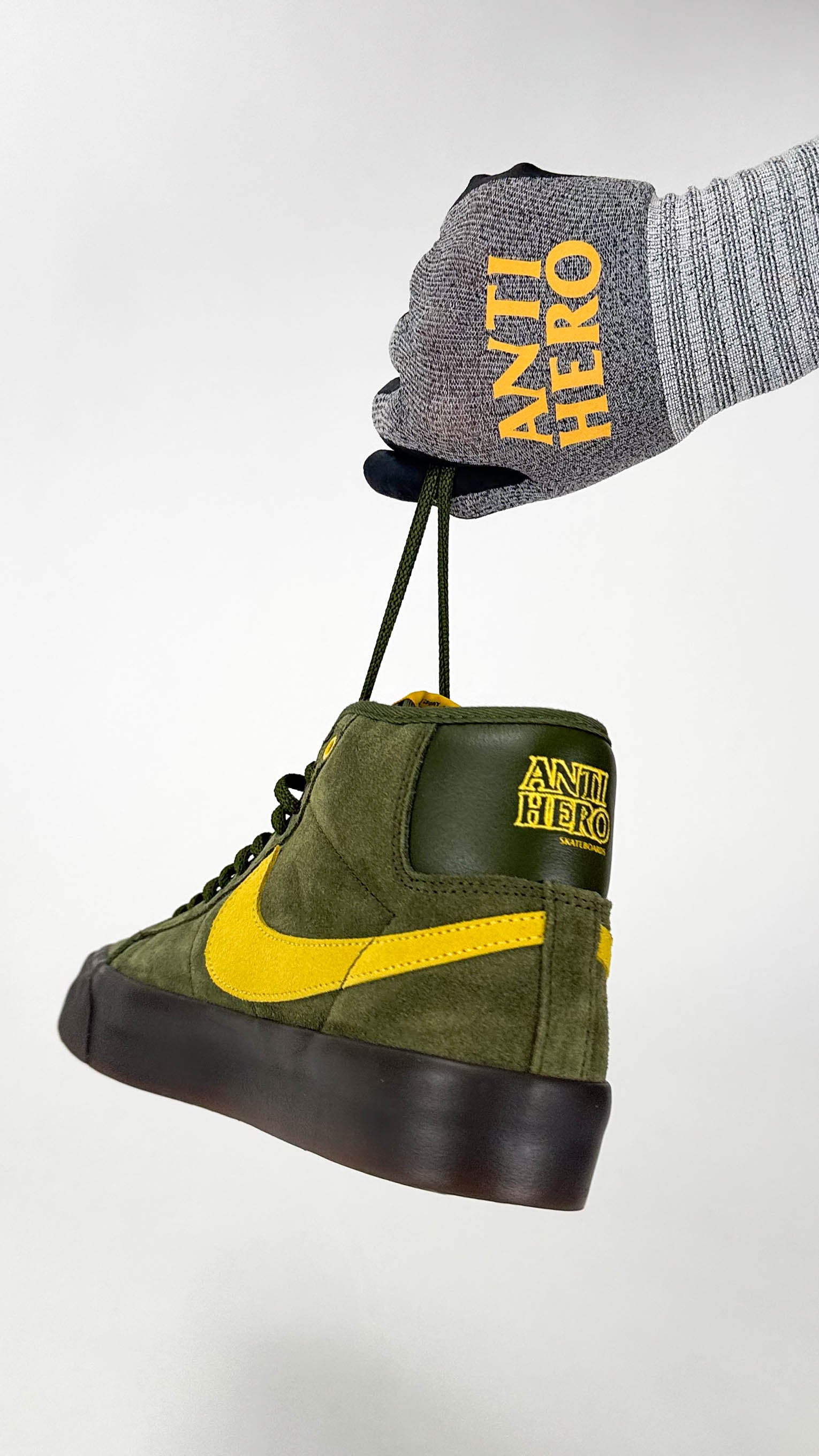 Nike SB Zoom Blazer (Anti-Hero) - Rough Green/Amarillo-Rough Green