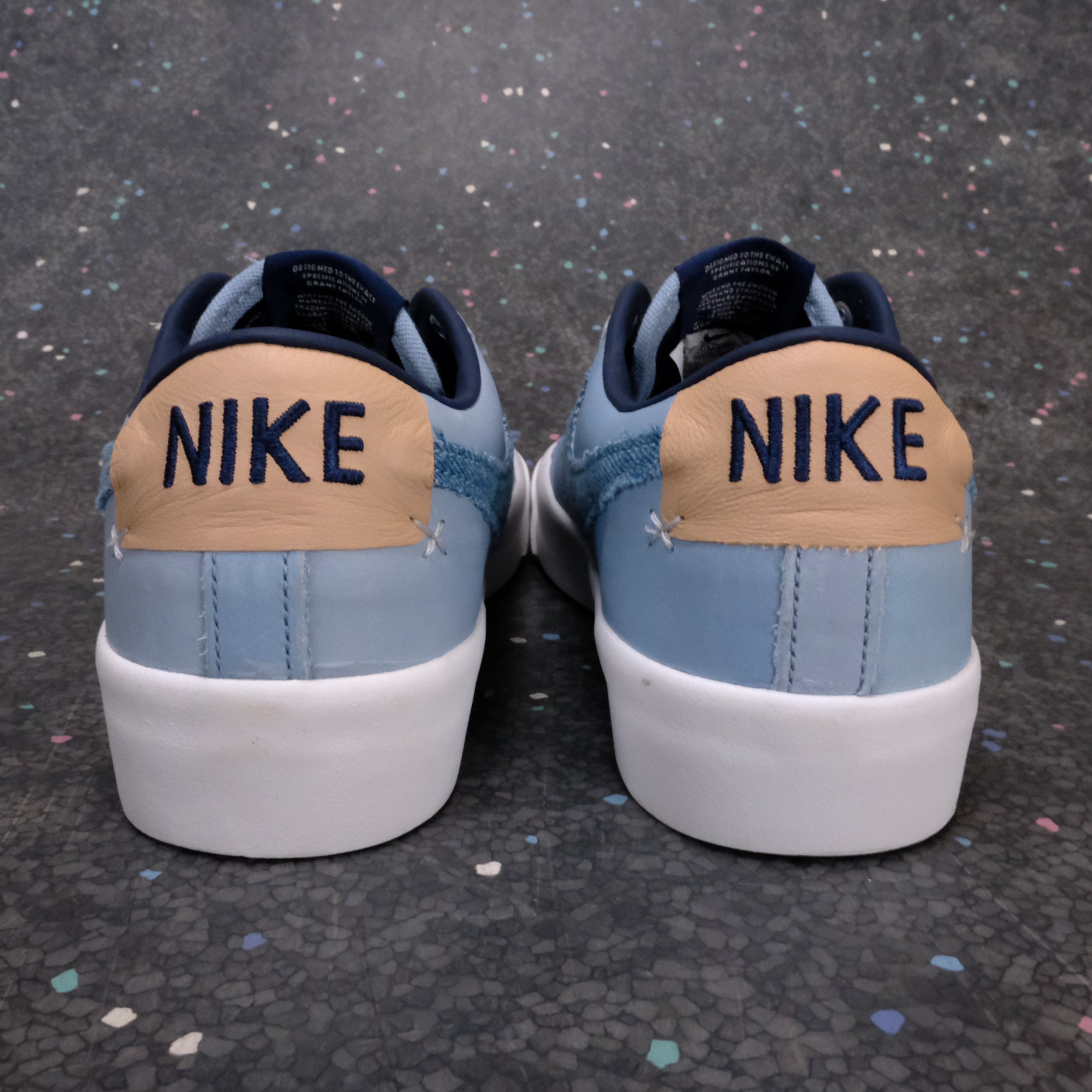 Nike SB Blazer Low Pro GT Premium - Summit White/Midnight Navy