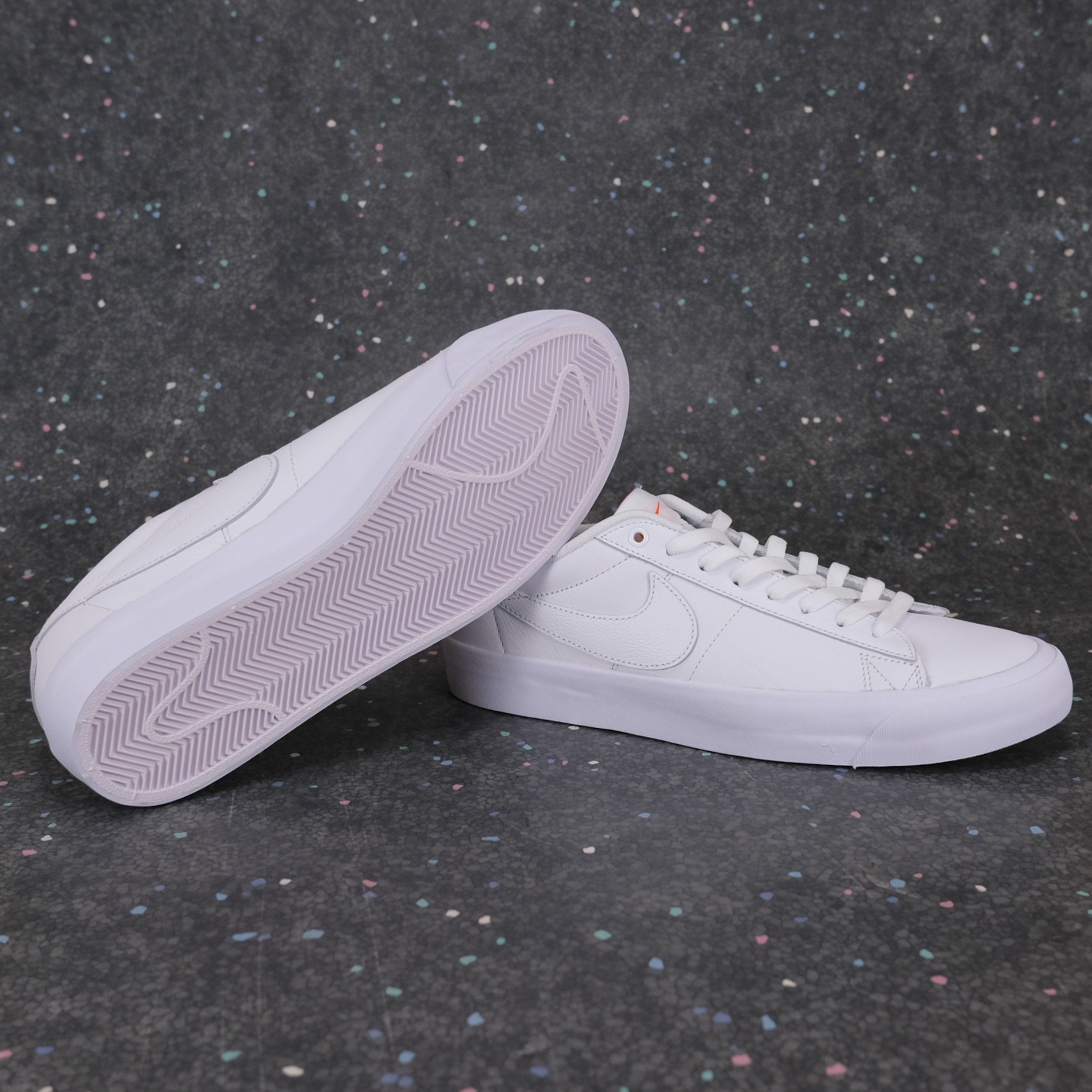 Nike SB Zoom Blazer Low Pro GT - White/White