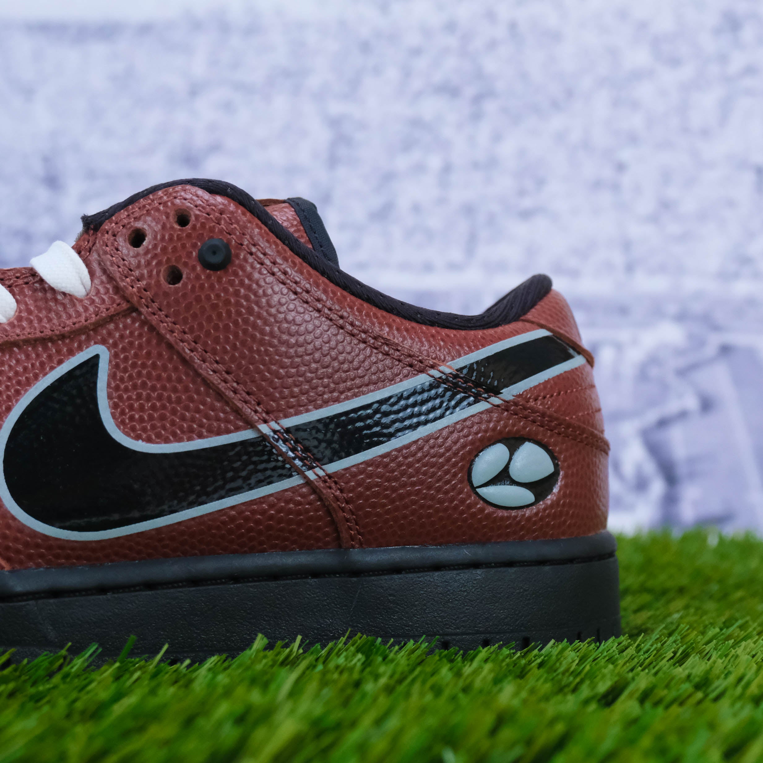 Nike SB Dunk Low Pro (Limo) - Dark Pony/Black-Silver-White