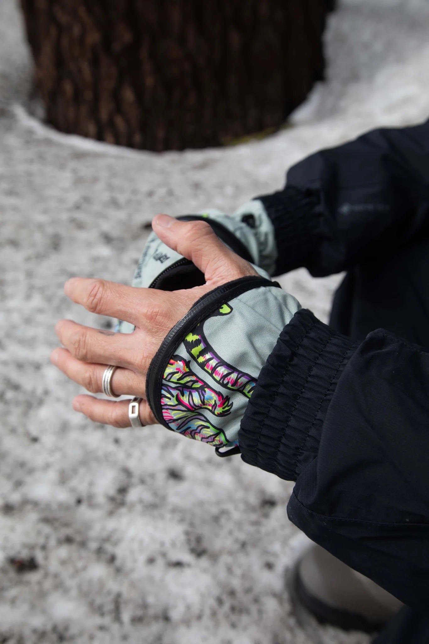 Ghoul Mitt - Melodie Perault