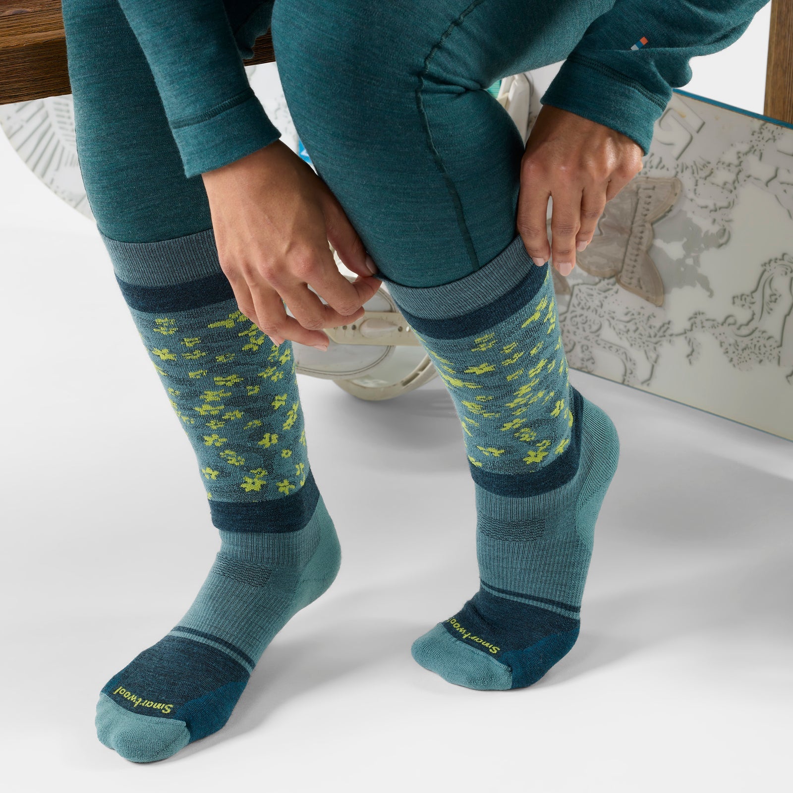 Women's Snowboard Targeted Cushion Wild Blossom OTC Socks - Black
