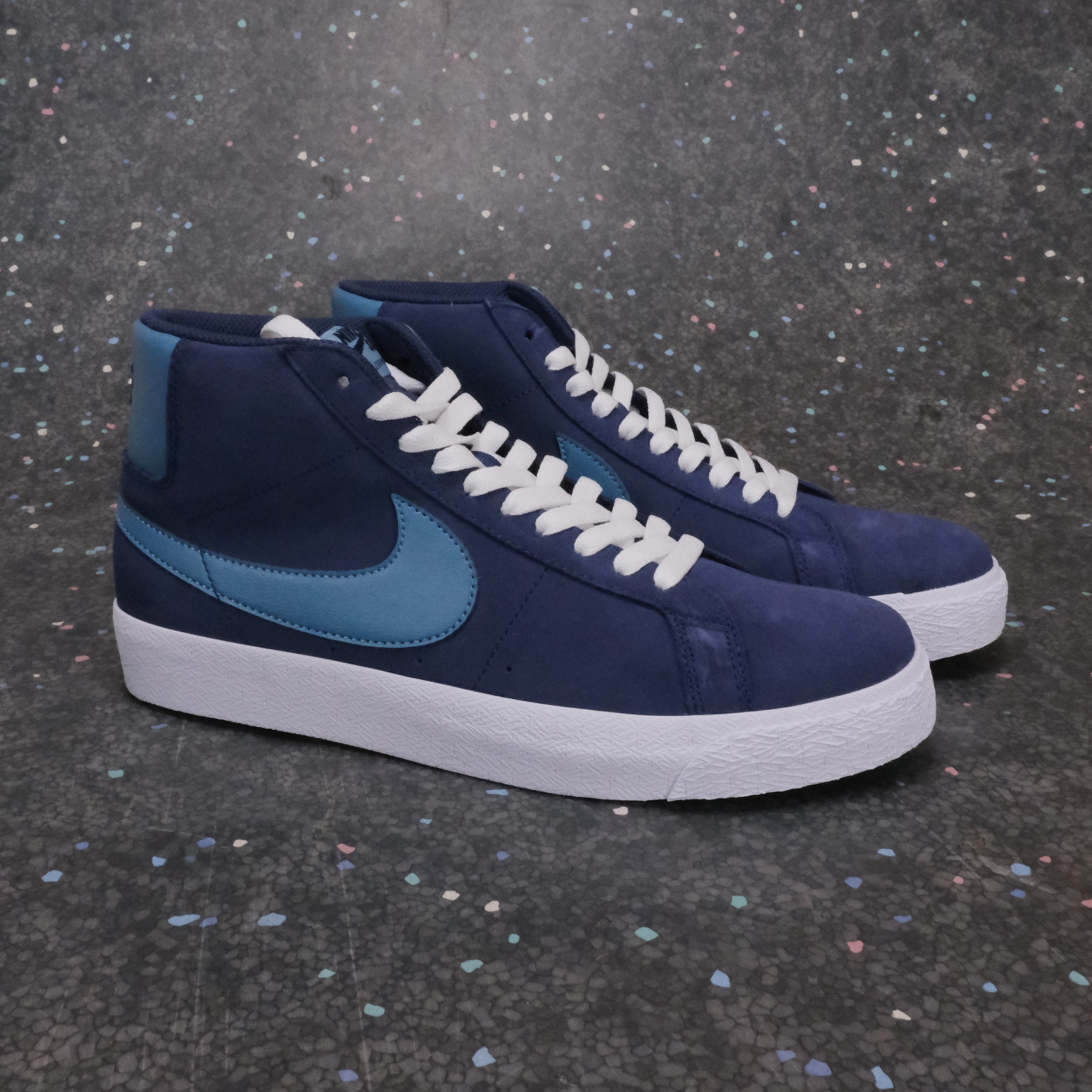 Nike sb navy best sale