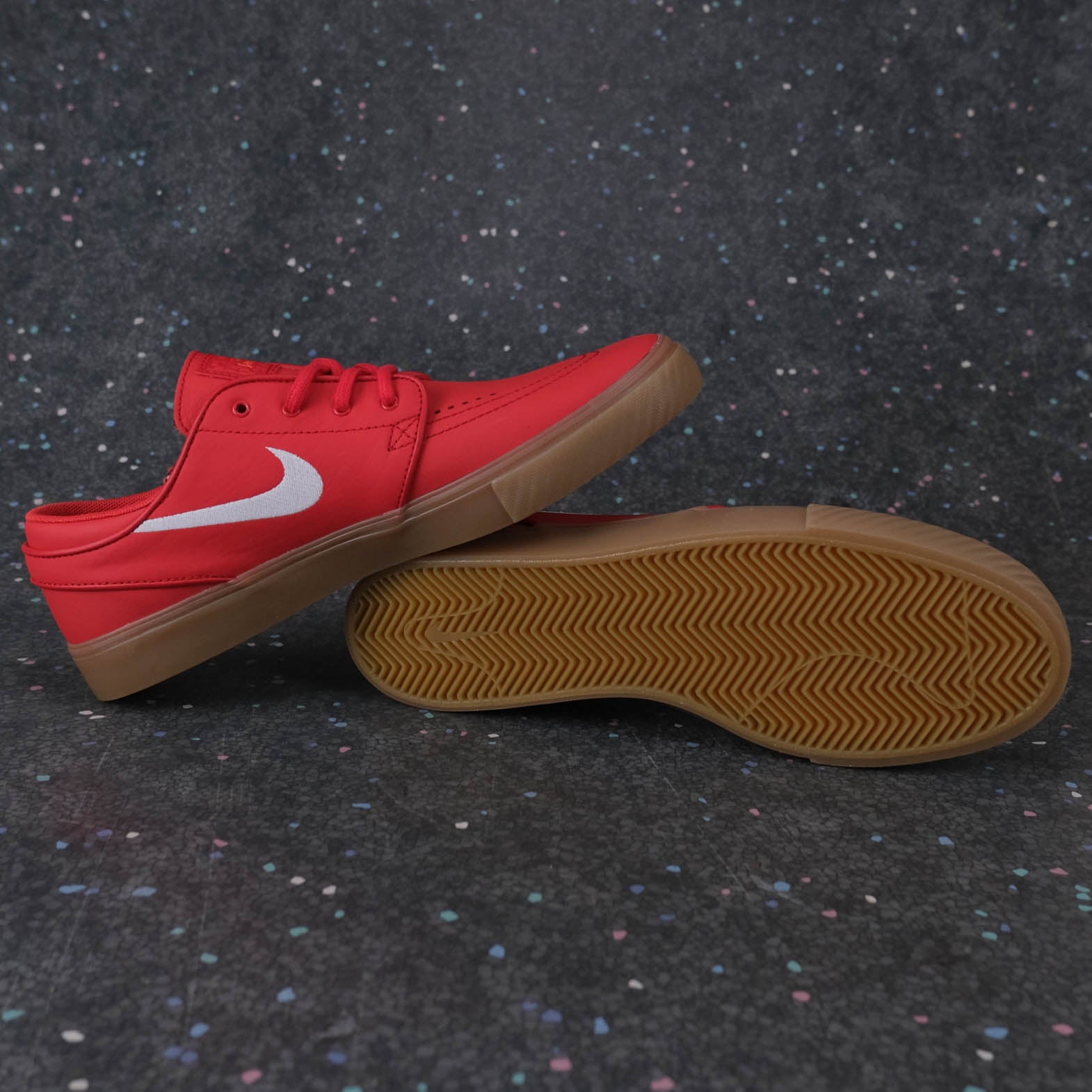 Nike sb janoski gum best sale