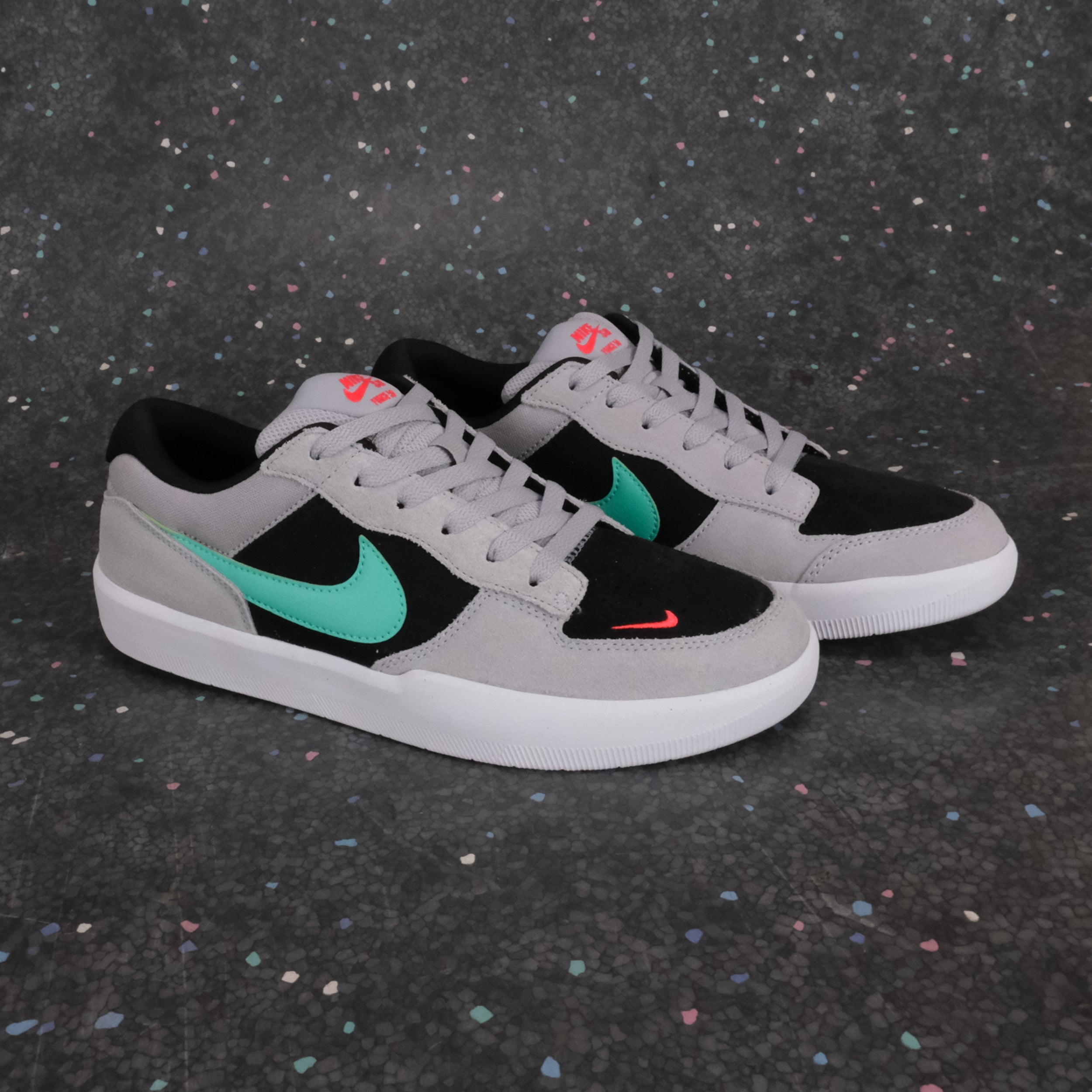 Nike SB Force 58 Wolf Grey Light Menta Black Val Surf