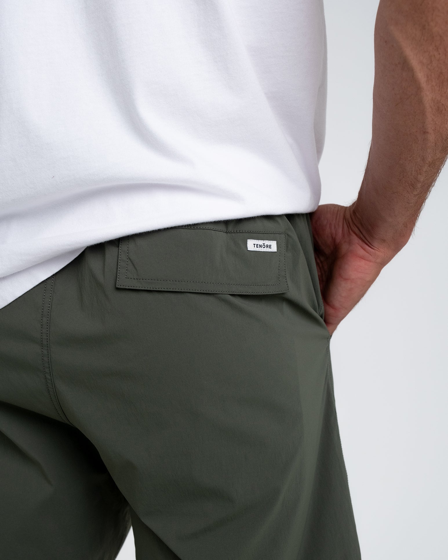 UTILITY DAY SHORT - OLIVE