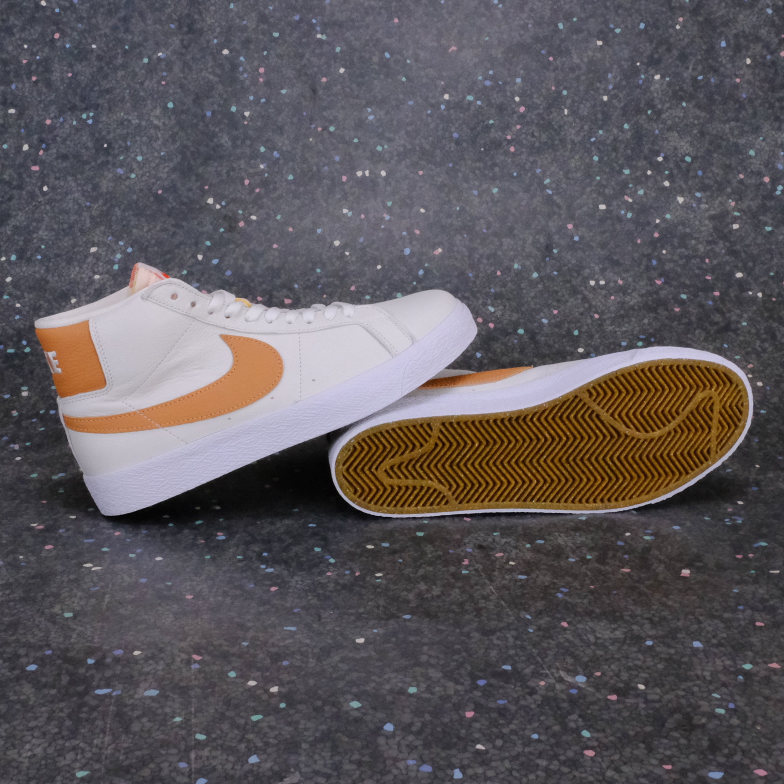 Nike SB Zoom Blazer Mid ISO - White/LT Cognac-White