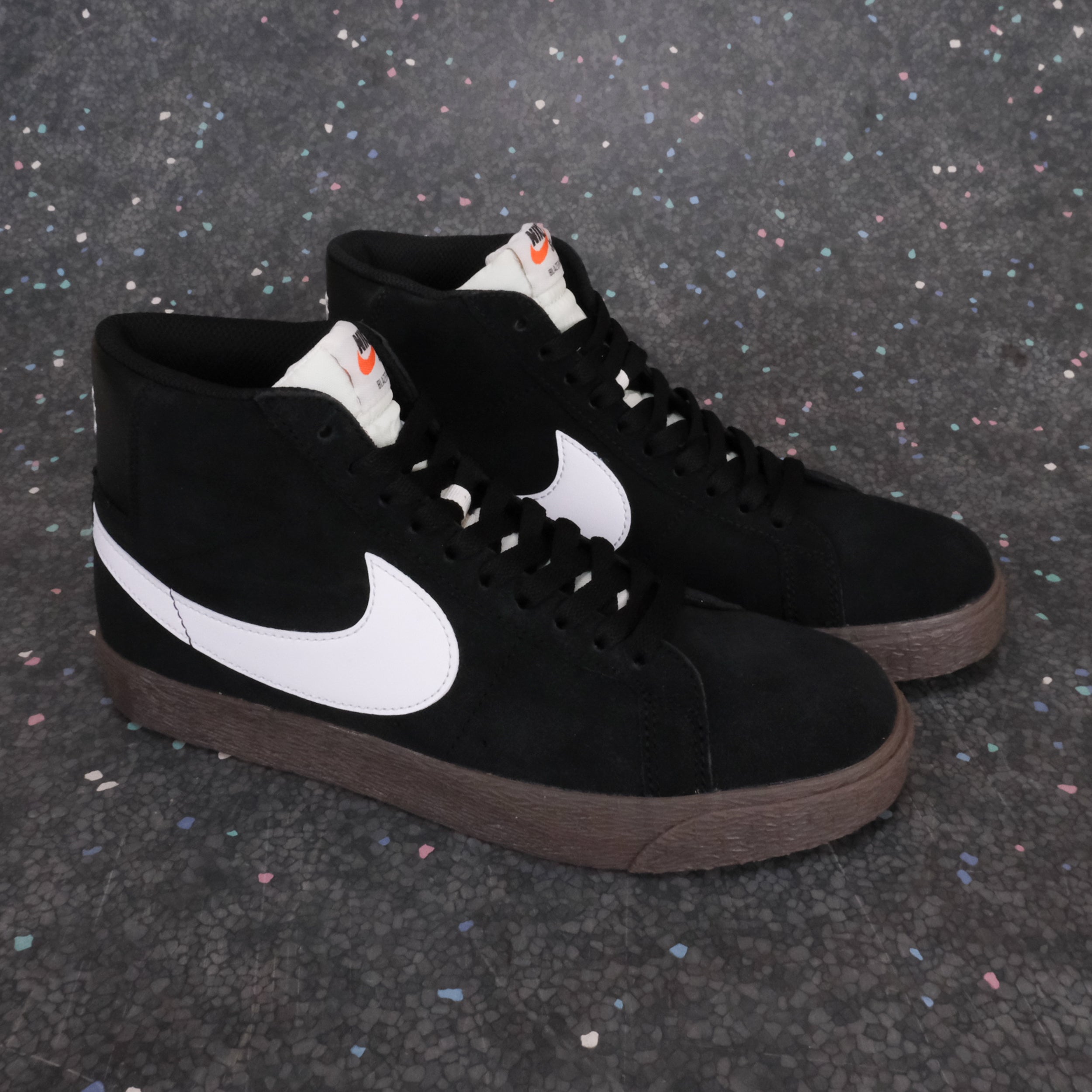 Nike SB Zoom Blazer Mid - Black/White/Gum