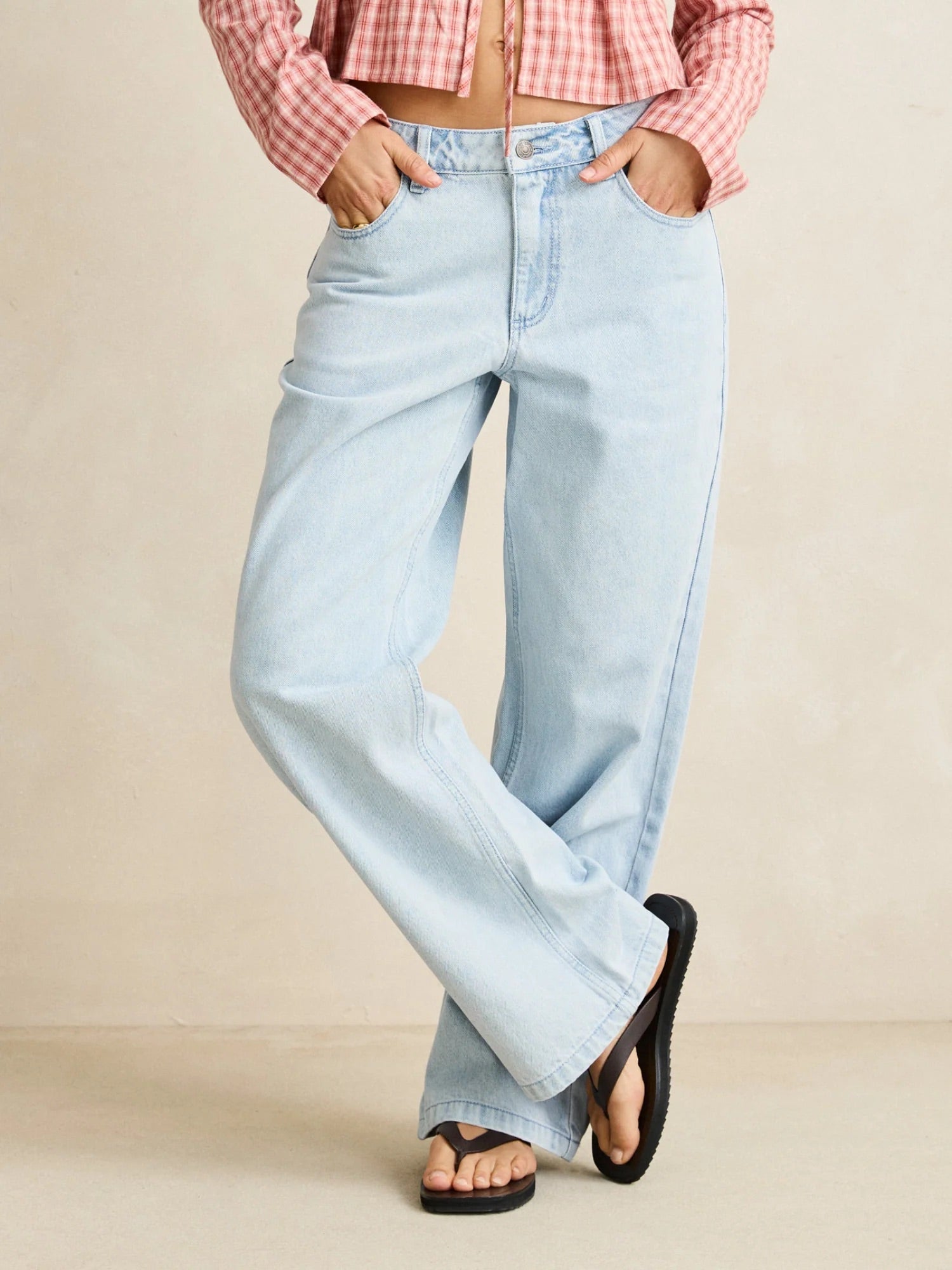 Womens Essential Jean - Light Blue
