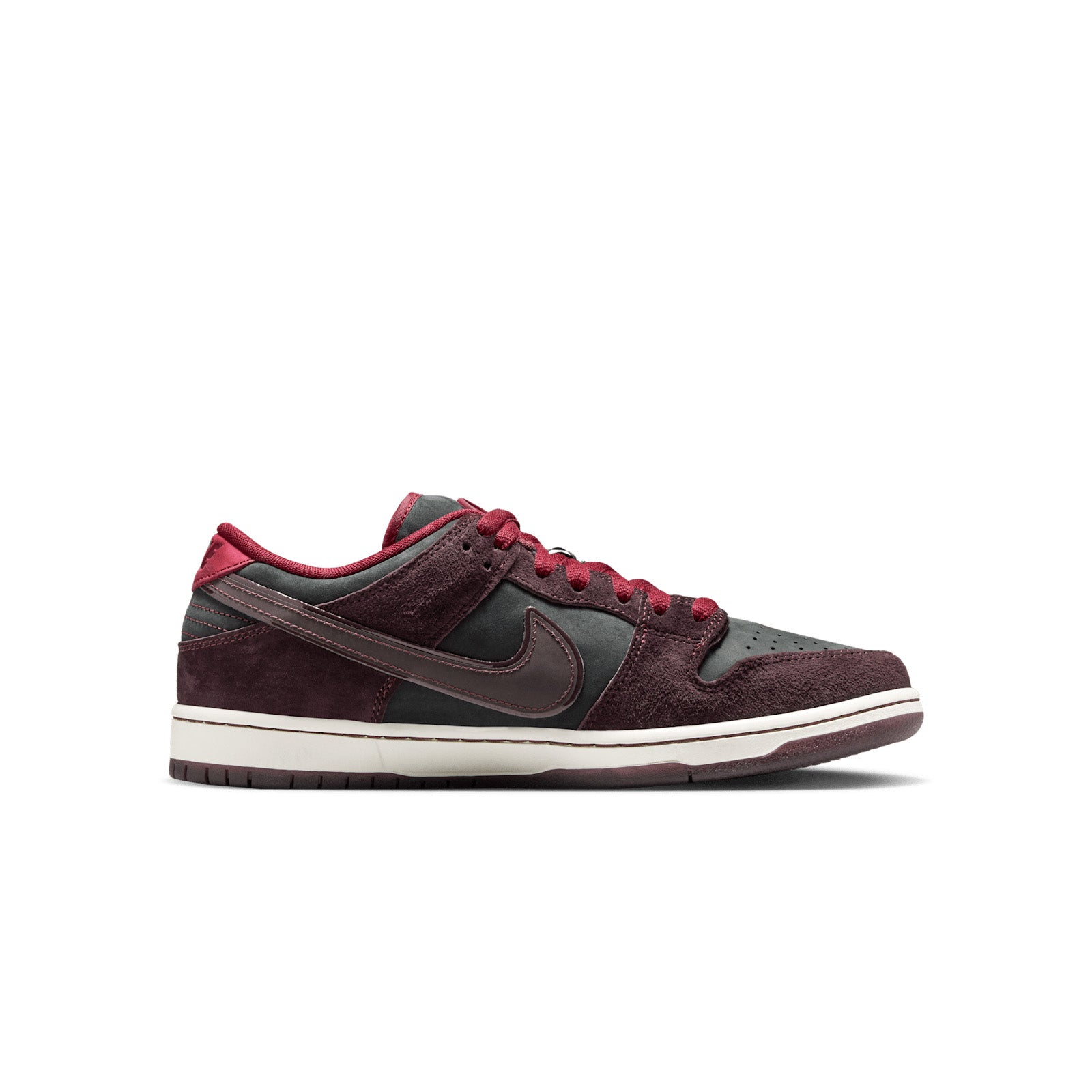 Nike SB Dunk Low Pro QS - Mahogany/Dark Beetroot-Team Red-Sail