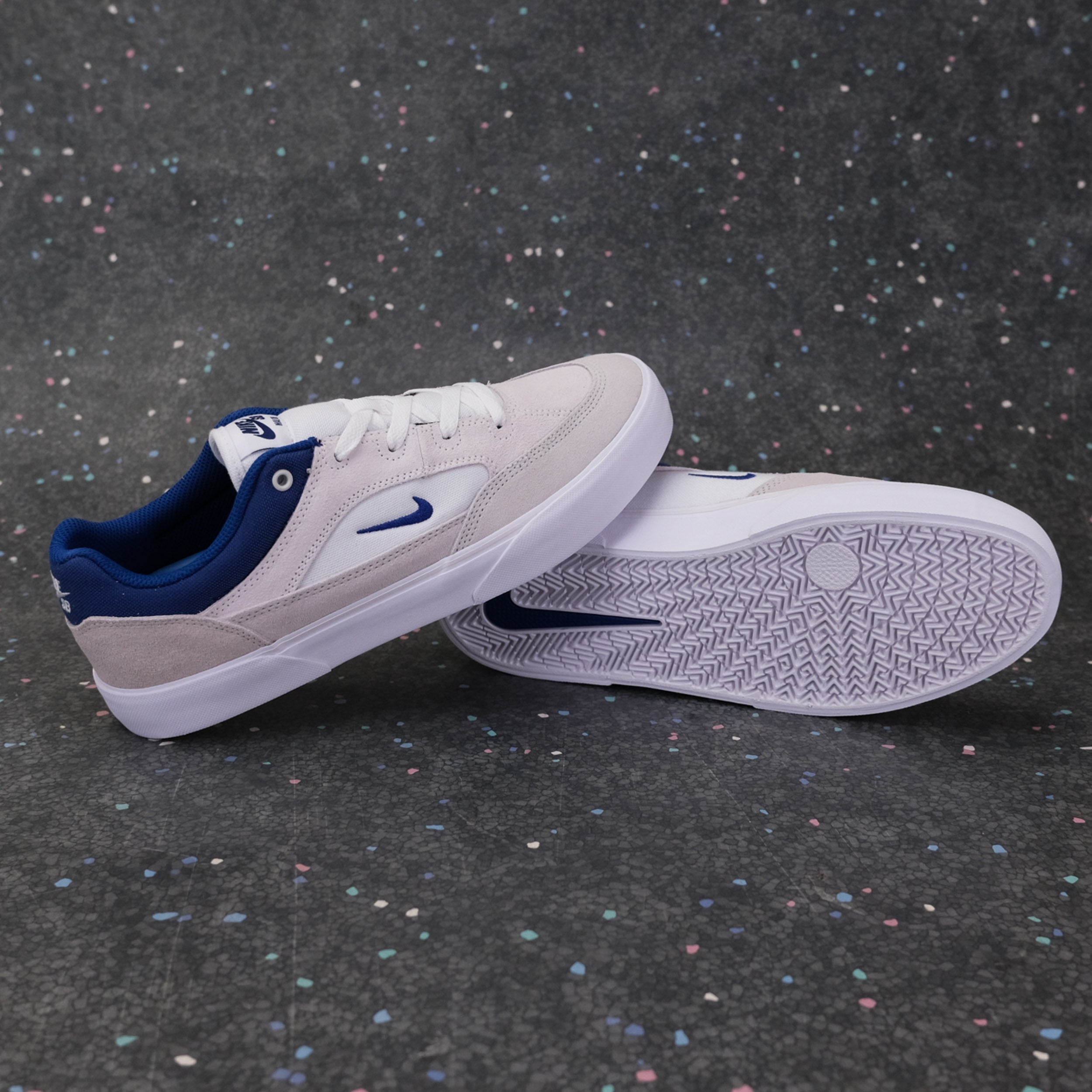 Nike SB Malor - White/Deep Royal Blue