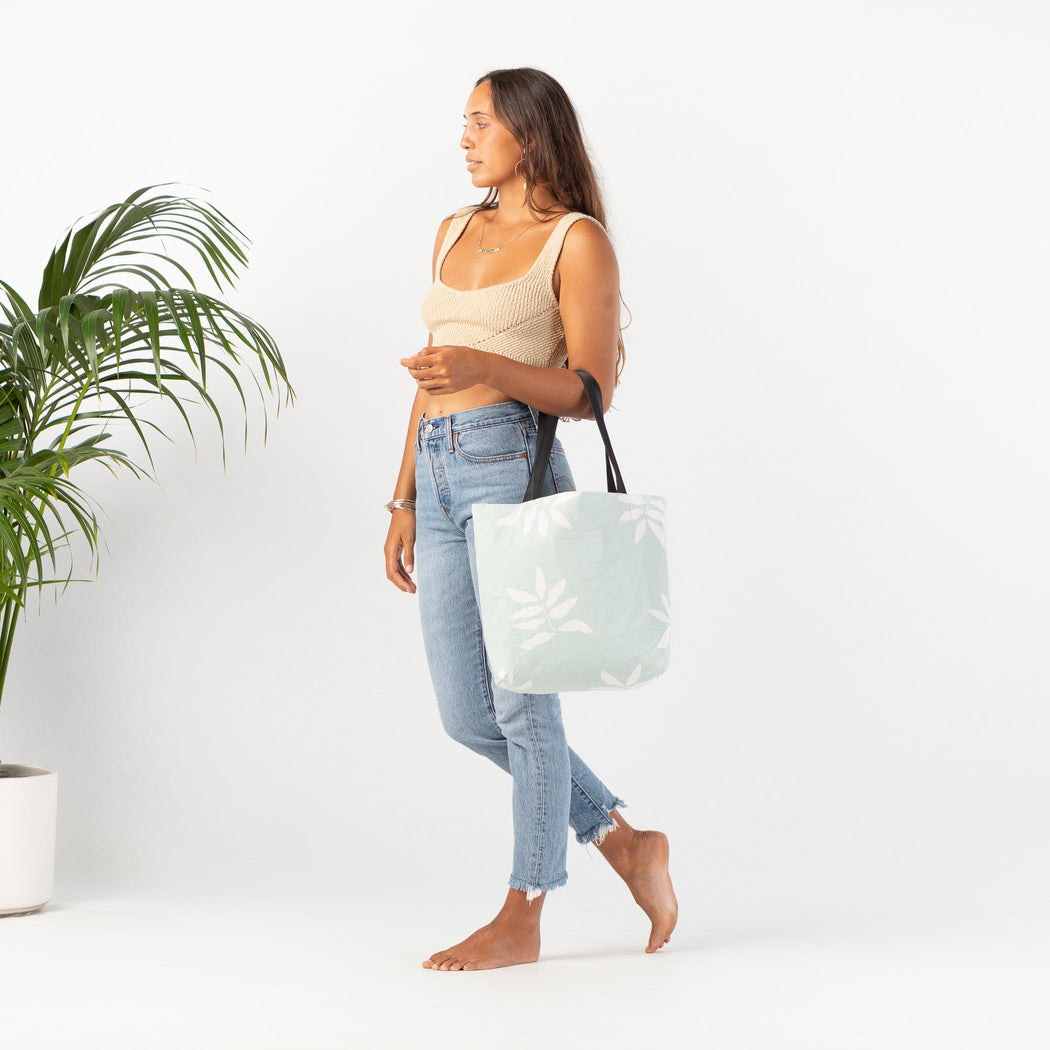 Flora Reversible Tote - Eve - O/S