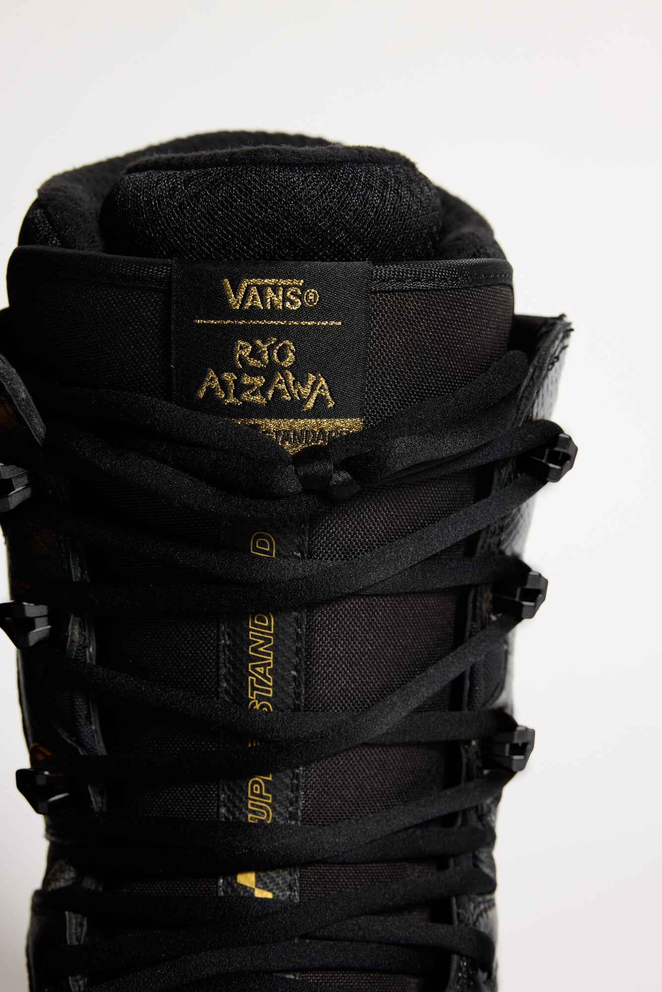 Super Standard Ryo Aizawa - Black/Snake