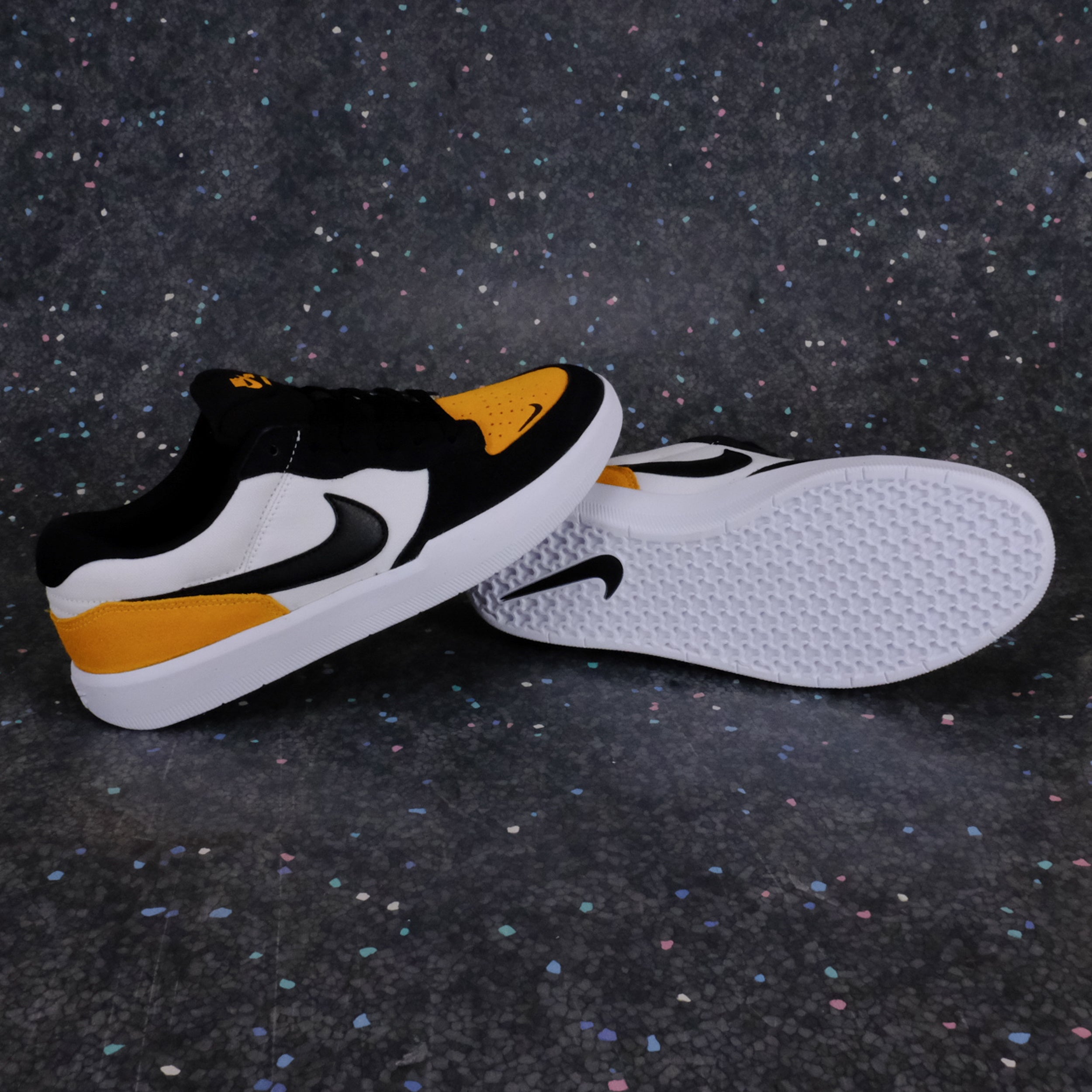 Nike SB Force 58 - University Gold/Black-White