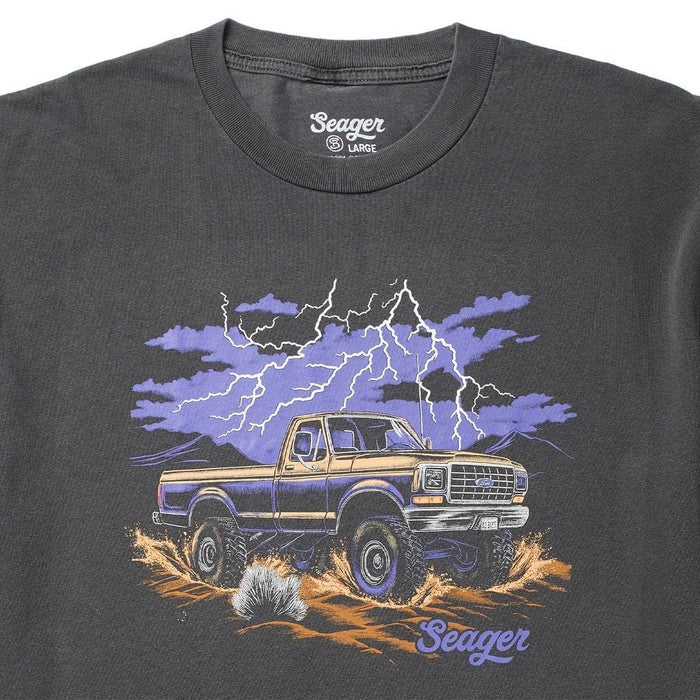 Premium Mud Romp Tee - Pigment Black