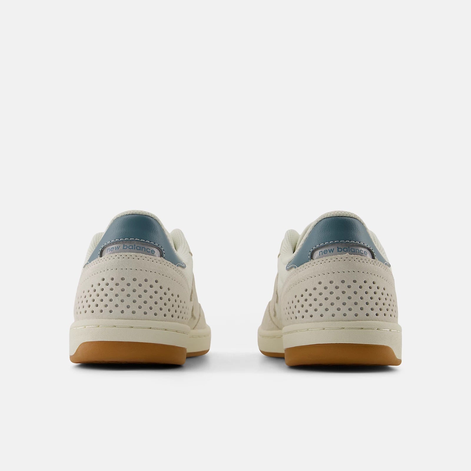 NB Numeric 440 V2 - Sea Salt/Blue