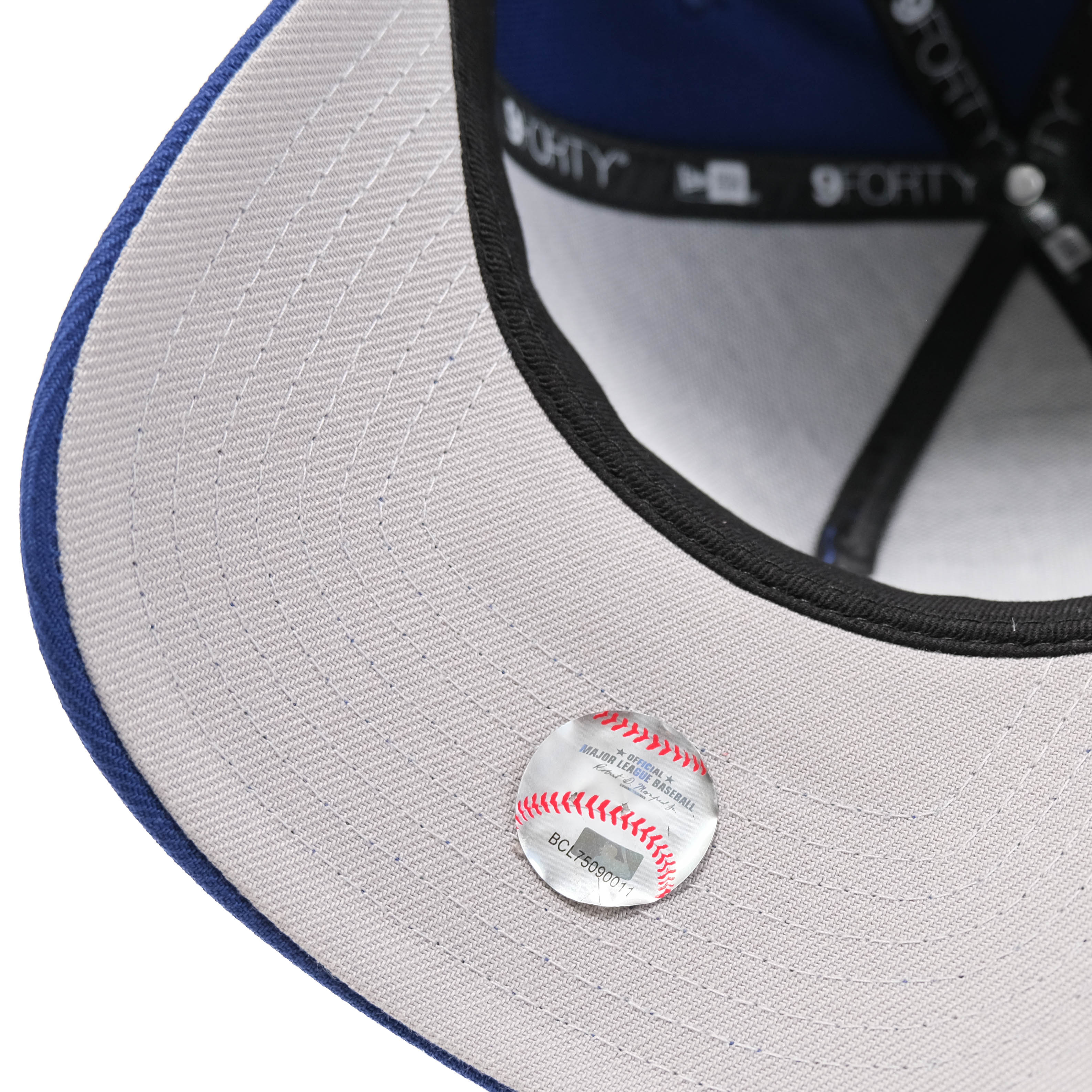 LA Dodgers Circle Logo Hat - New Era 9FORTY A-FRAME Snapback Hat - Dark Royal