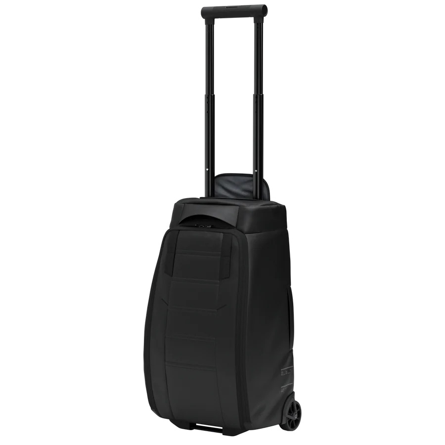 Hugger Roller Bag Carry-On 40L - Black Out