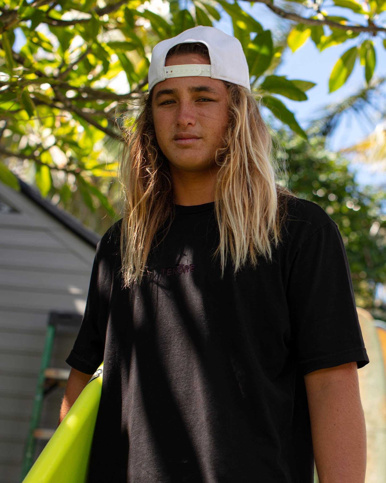 EMBROIDERED LOGO TEE - BLACK