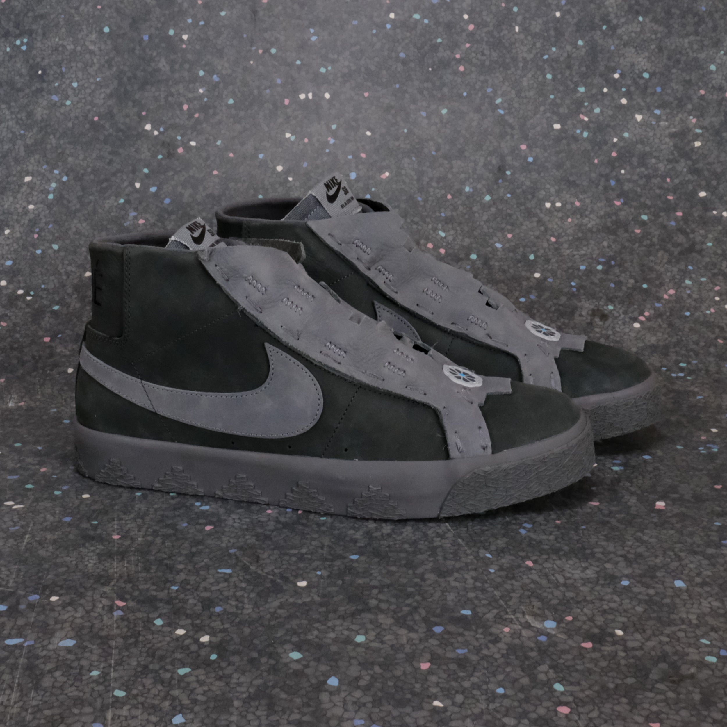 Nike SB Zoom Blazer Mid - Anthracite/DK Smoke Grey