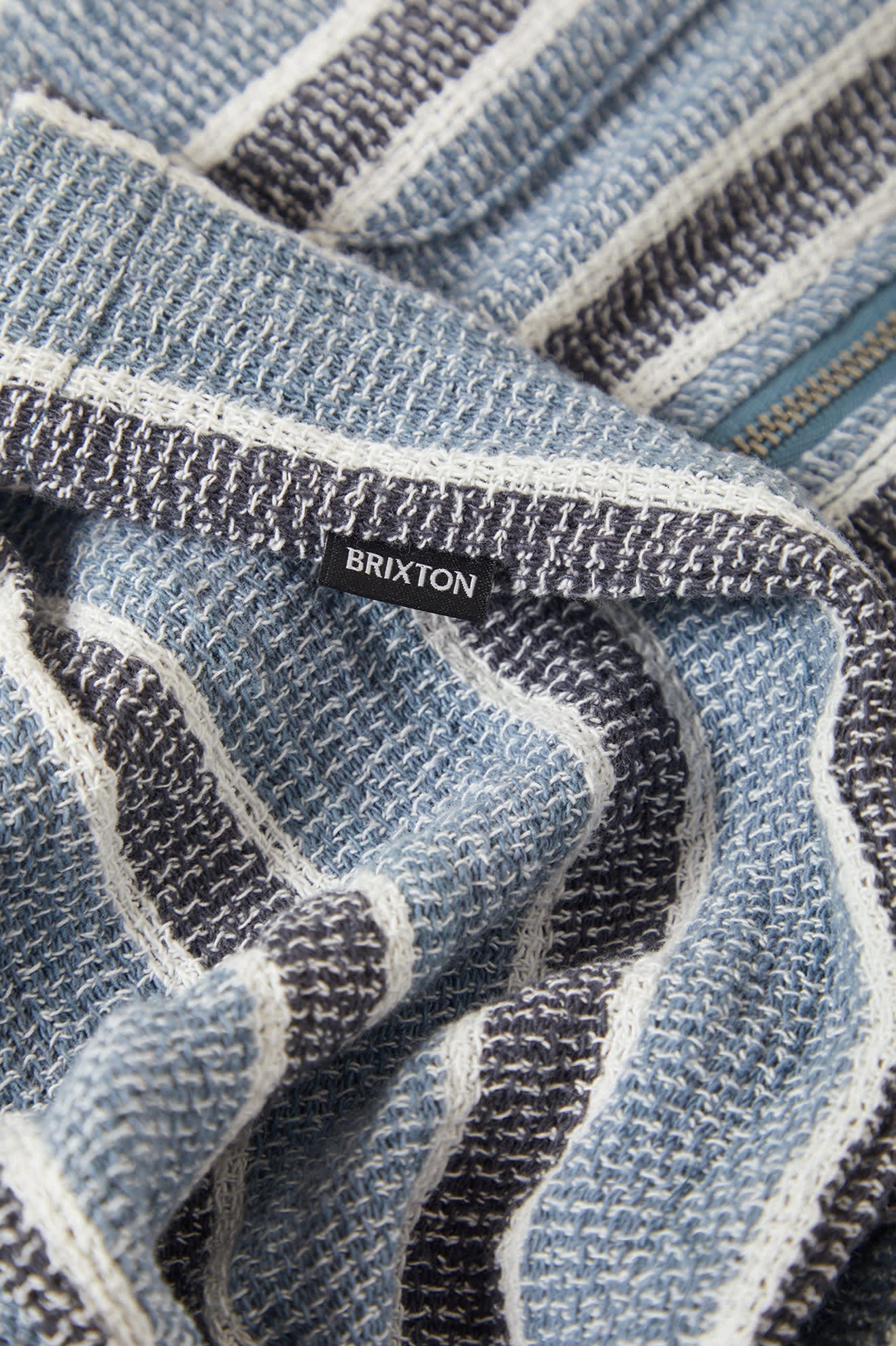 The Dexter Textured Stripe S/S Woven - Black/Dusty Blue