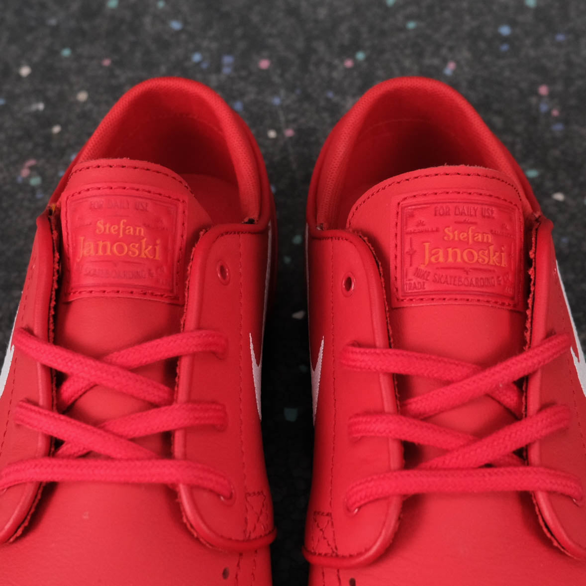 Nike SB Zoom Janoski - University Red/Gum