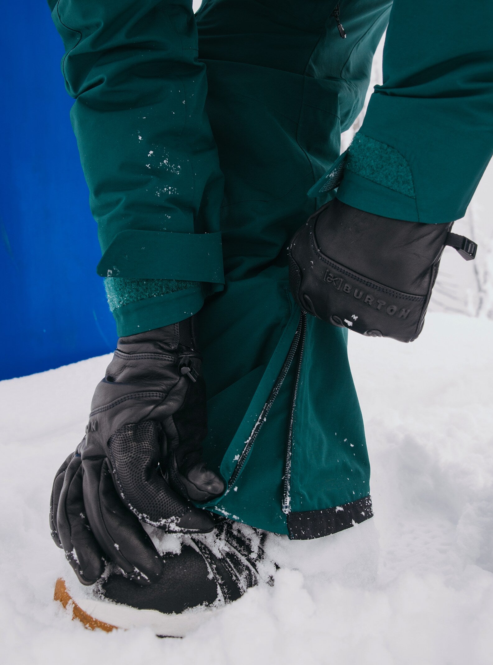 Women's [ak] Summit GORE-TEX Pants, Deep Emerald