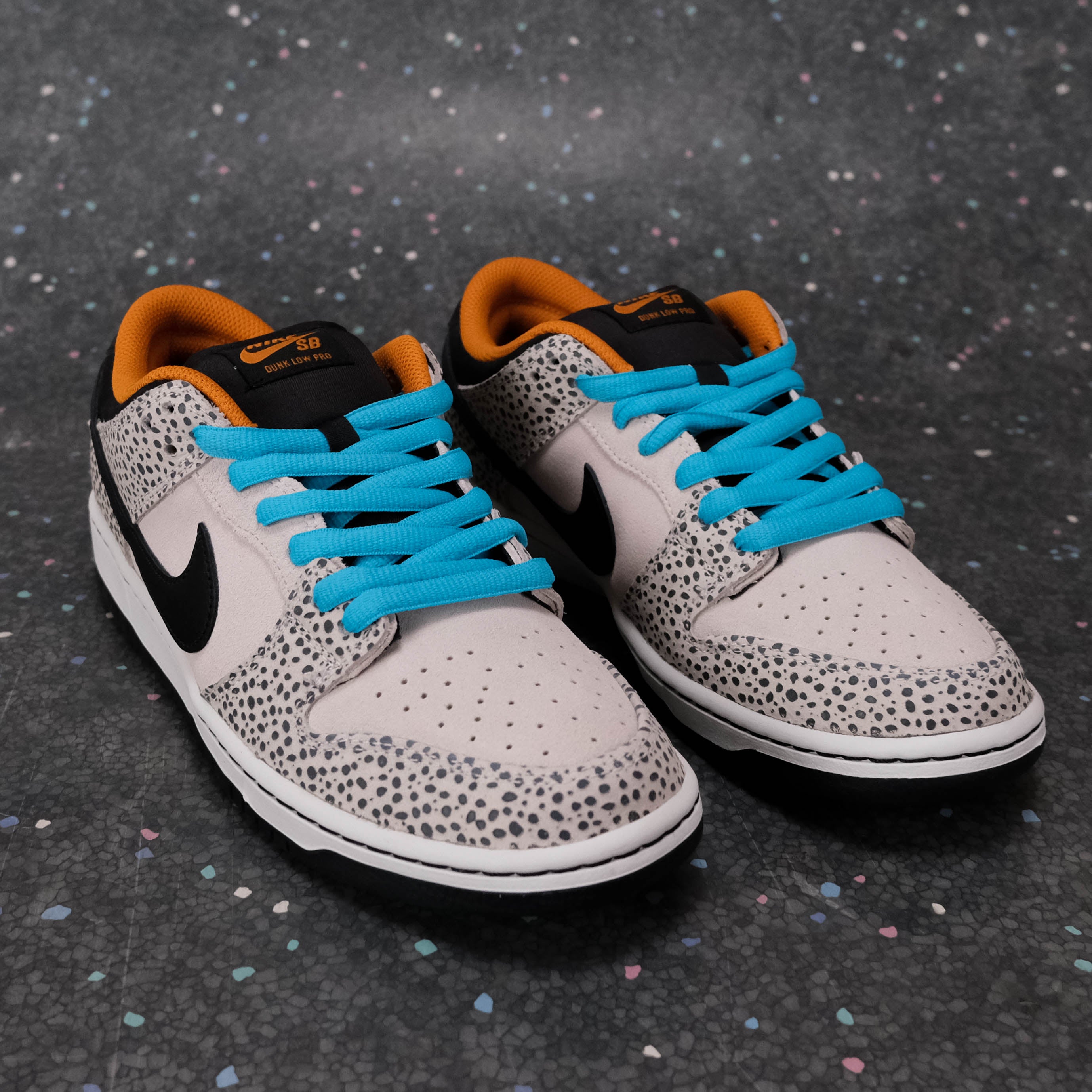 Nike SB Dunk Low Pro (Olympic) - Phantom/Black-Black-Monarch