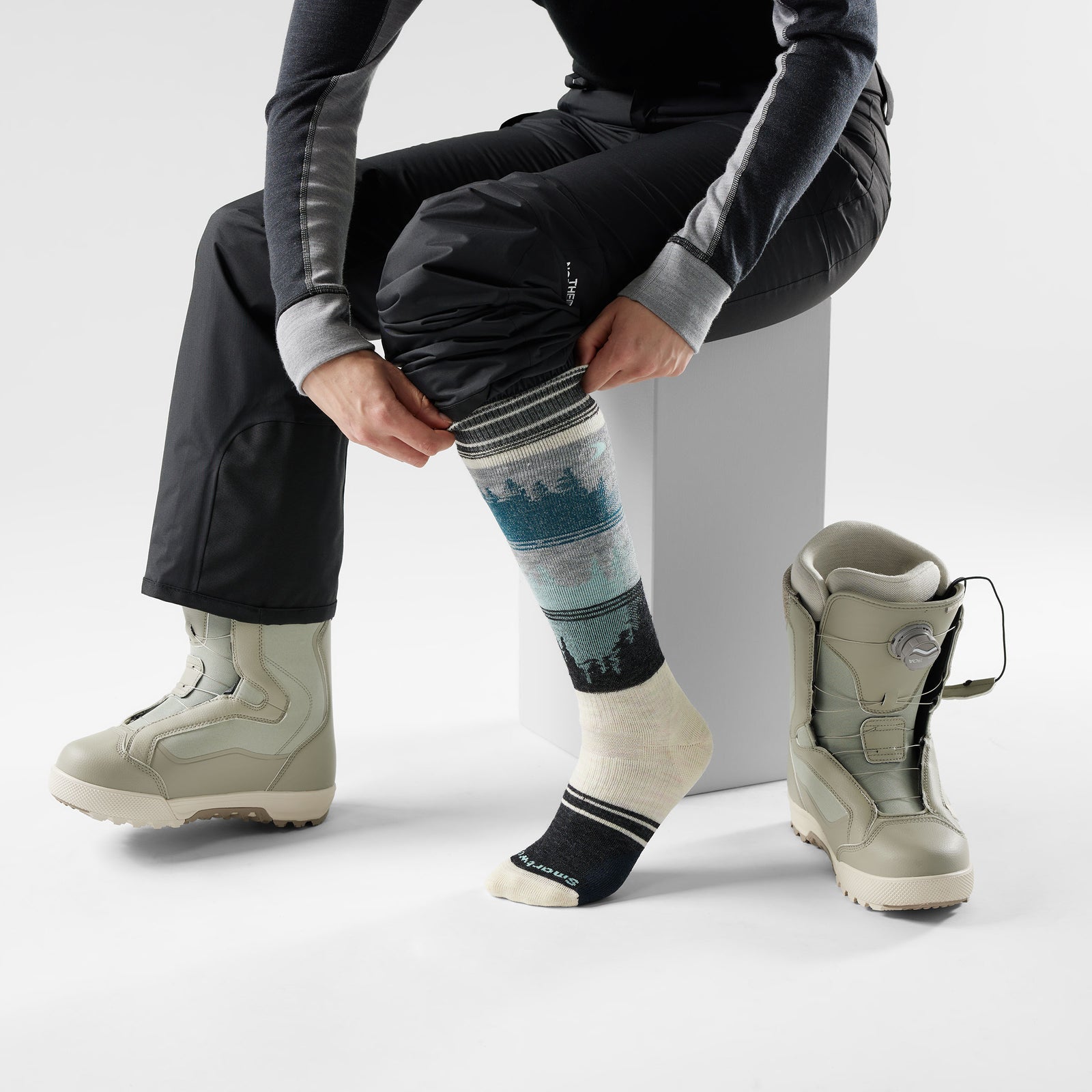 Women's Snowboard Full Cushion Twilight Vista OTC Socks - Moonbean