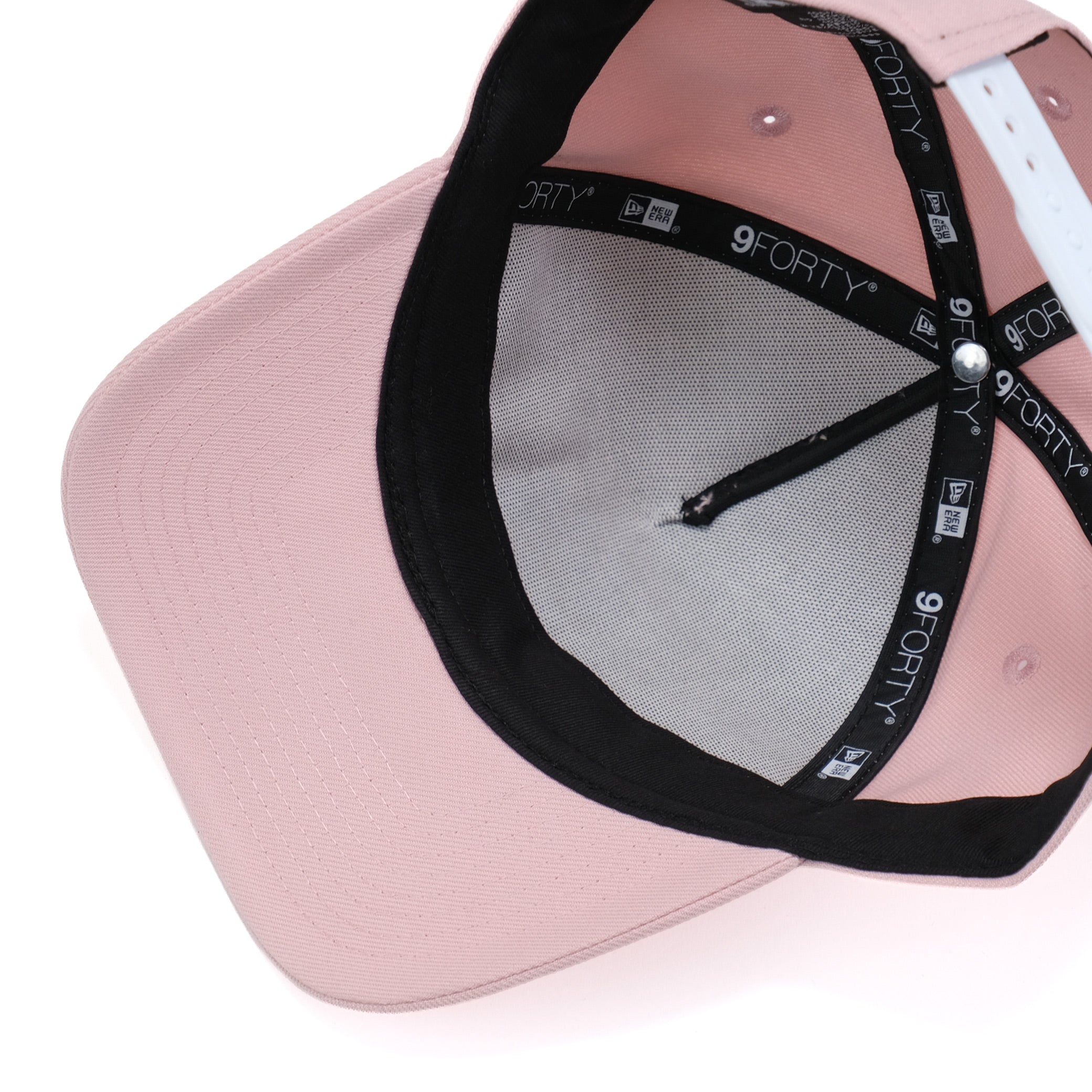 Wiggle Hat - New Era 9FORTY A-FRAME Snapback Hat - Pink Rouge