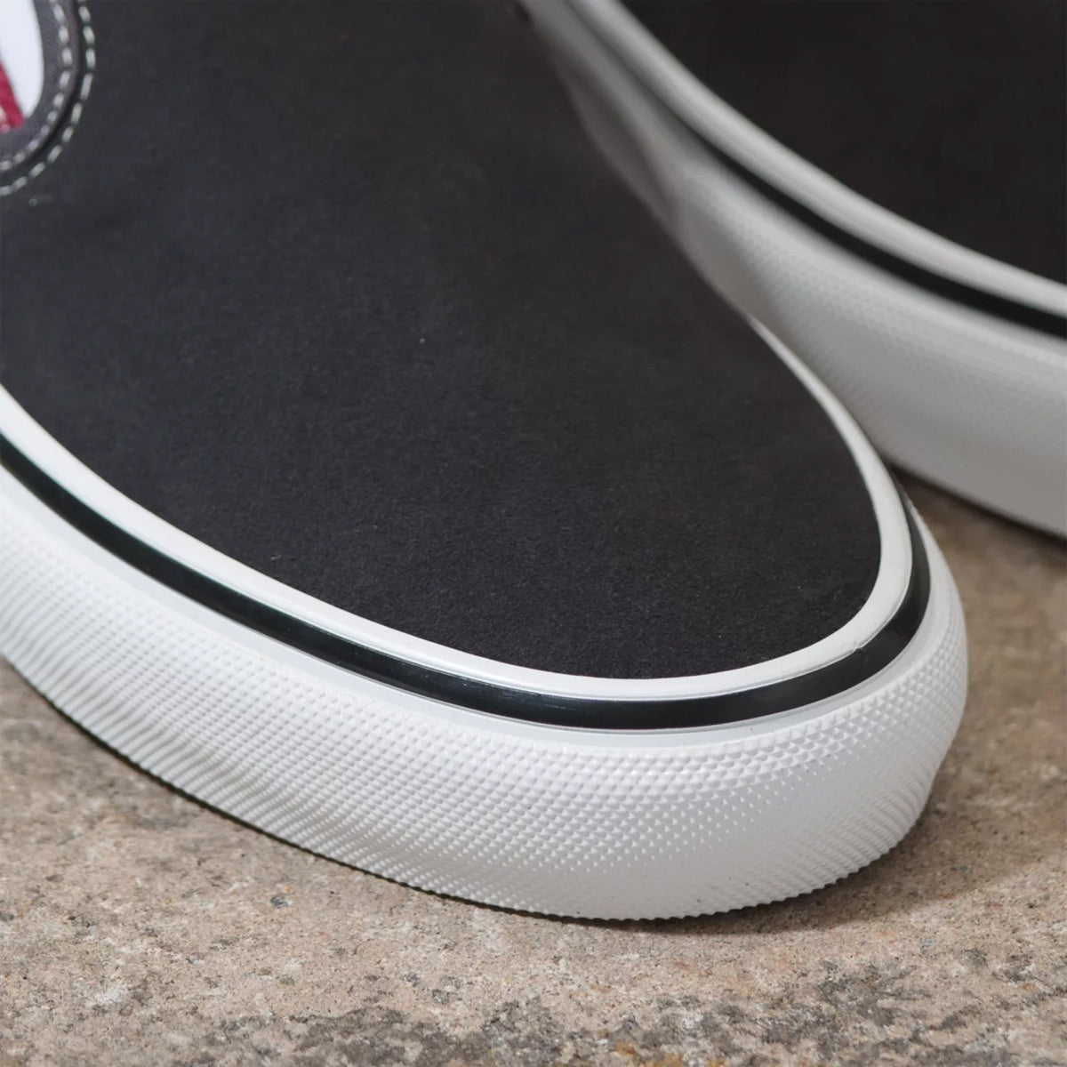Skate Slip-On - Asphalt/Pomegranate